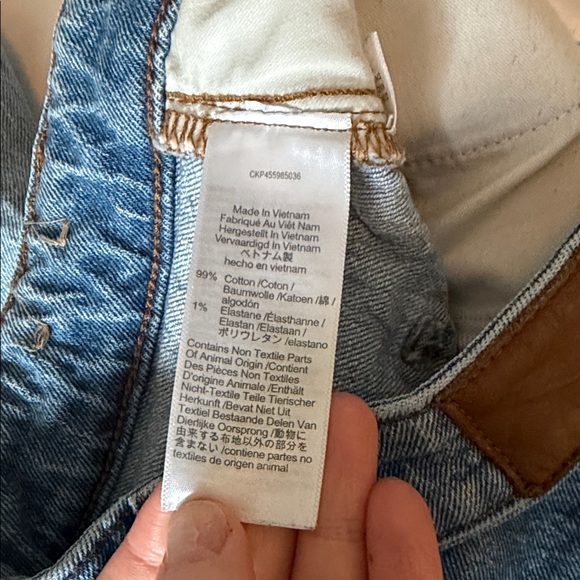 The Curvy Perfect Vintage Jean - Picture 8 of 12